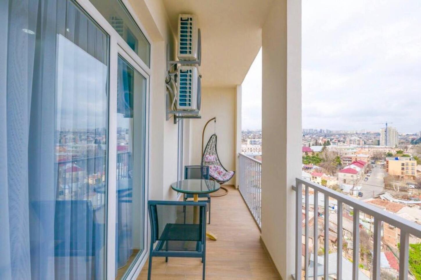 Apartments With View 第比利斯 外观 照片